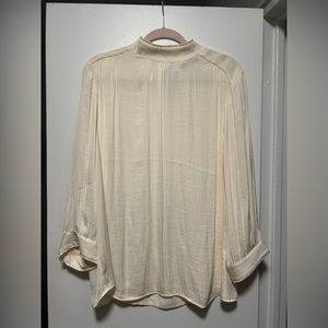 BRAND NEW Banana Republic Cream Blouse